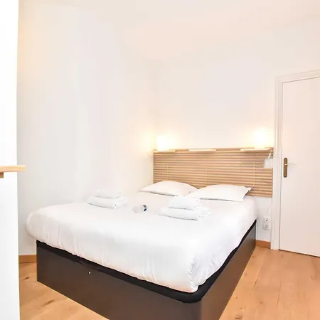 Rare Golden Triangle Amazing 1br With Terrace Office - Bail Mobilite * 파리